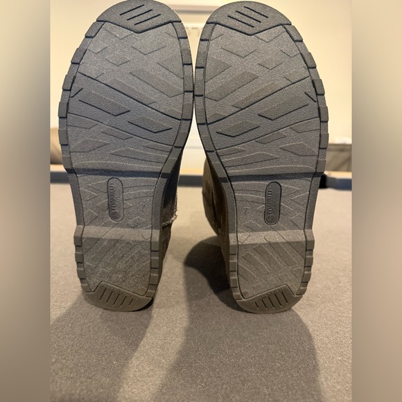 Makalu Ani Grey Pull-On Boots Women Size 7M - Picture 6 of 9